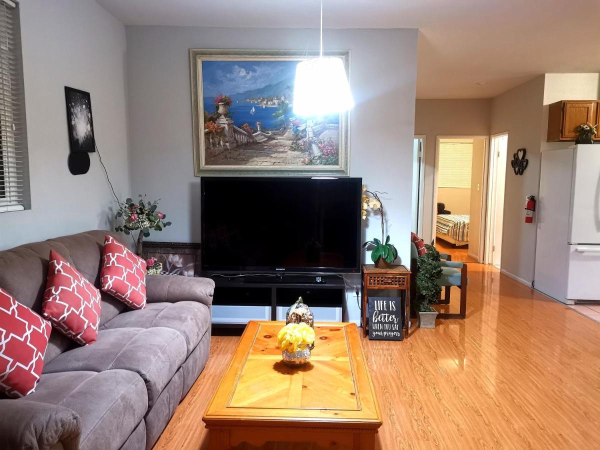 Pasadena Single House 3B1B 三房一厅一厨一浴 Apartamento Exterior foto